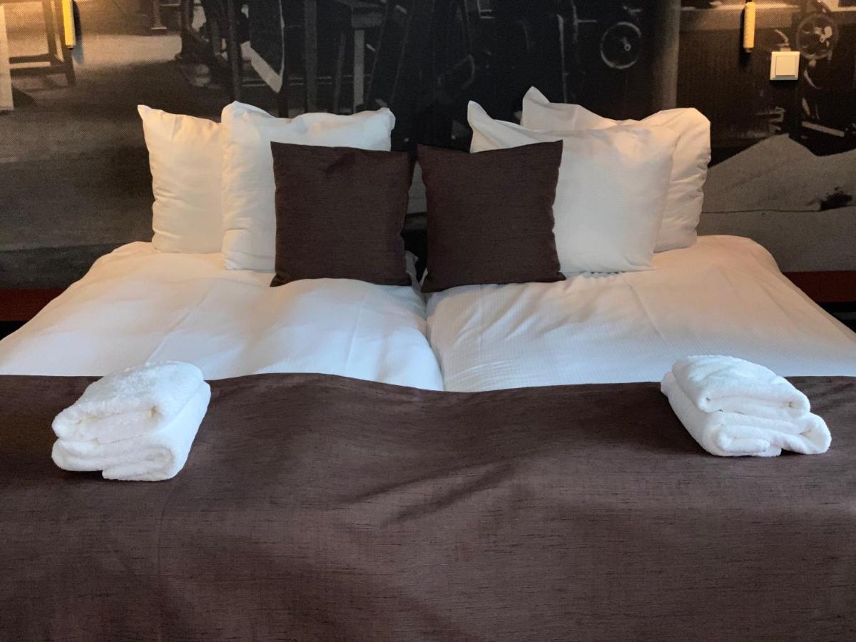 Hotel Nijver 겔드롭 외부 사진