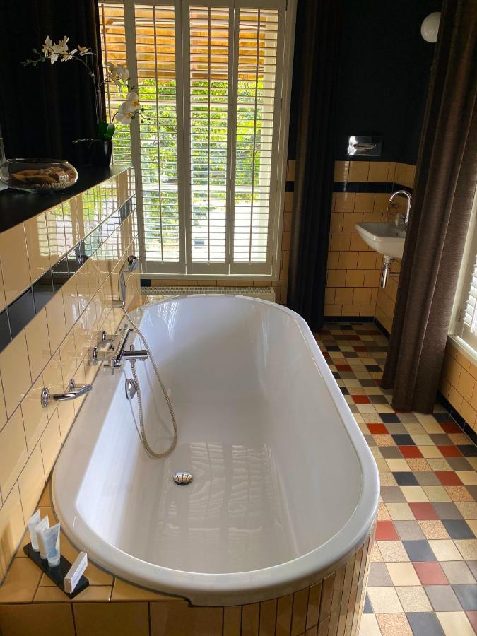 Hotel Nijver 겔드롭 외부 사진